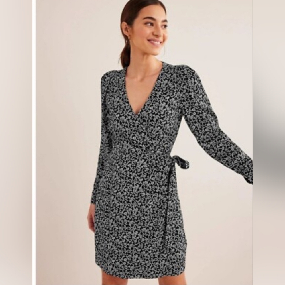 Boden Black Cream Paisley‎ Wrap Dress Size 6R